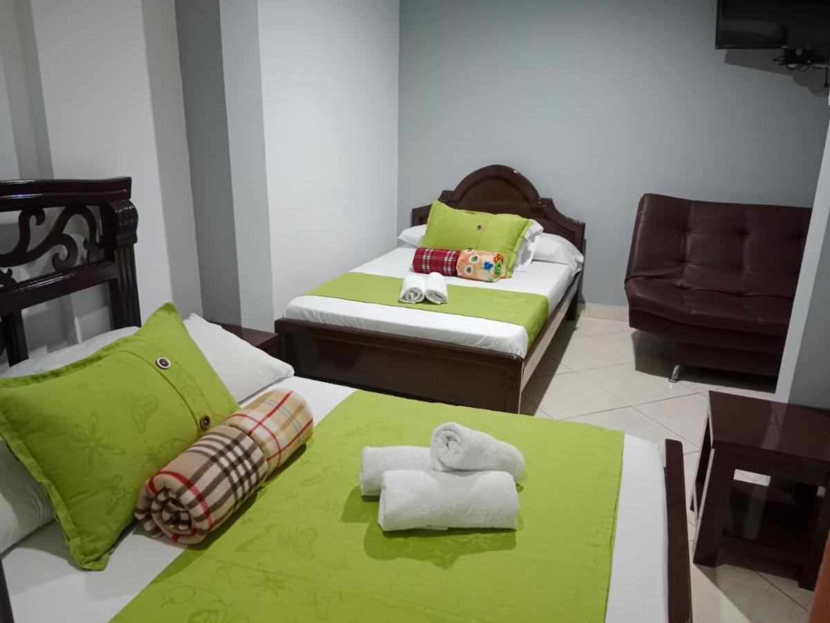 Hotel El Deportista Medellin Bagian luar foto