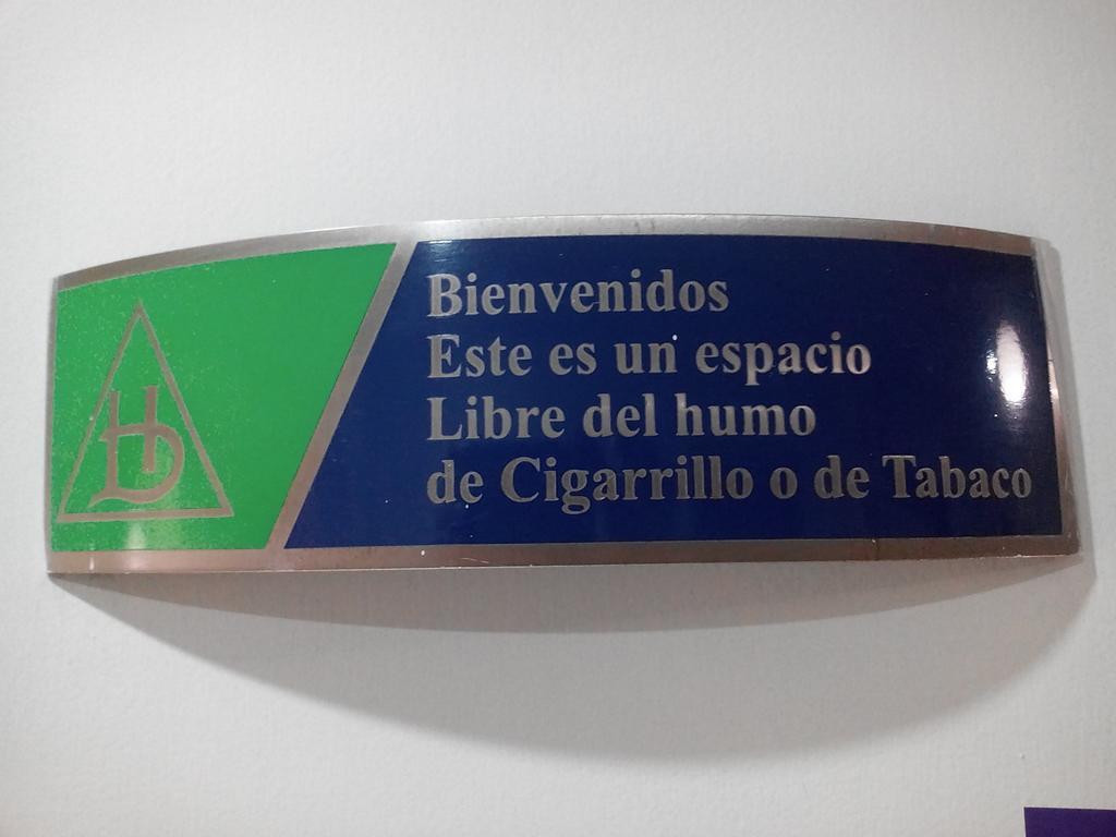 Hotel El Deportista Medellin Bagian luar foto