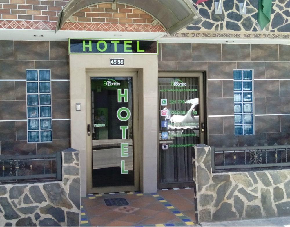 Hotel El Deportista Medellin Bagian luar foto