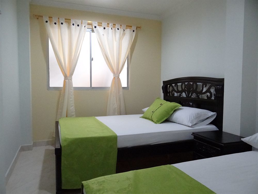 Hotel El Deportista Medellin Bagian luar foto